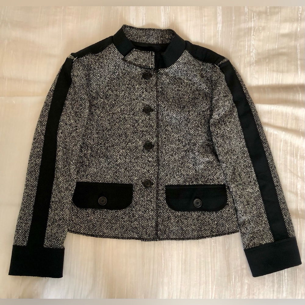 PINK TARTAN Cropped Black and White Tweed Jacket; Women’s size 6. Like new.